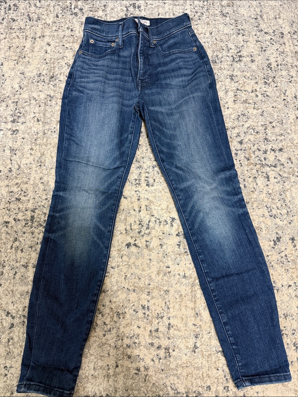 Lucky Brand Women's Skinny Jeans in Dark Blue Wash